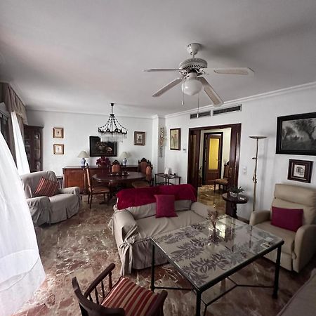 Amplio Apartamento Plaza Nueva Sevilla Eksteriør billede