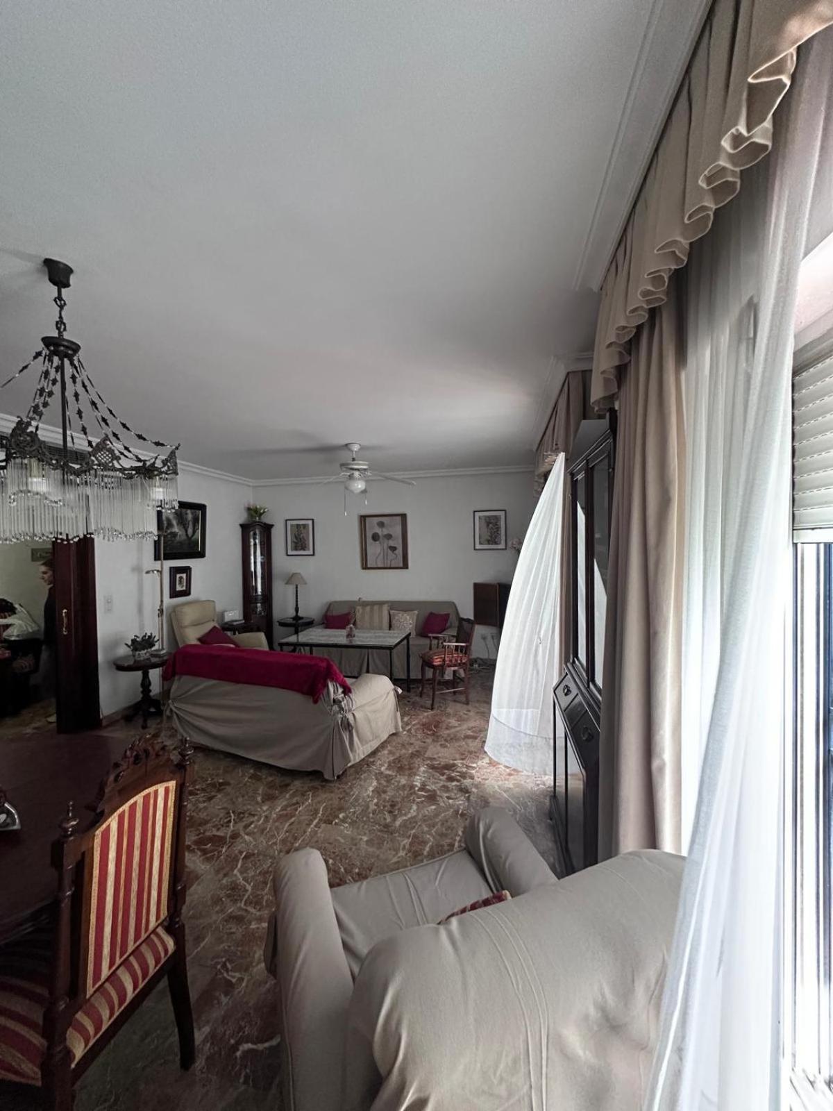 Amplio Apartamento Plaza Nueva Sevilla Eksteriør billede