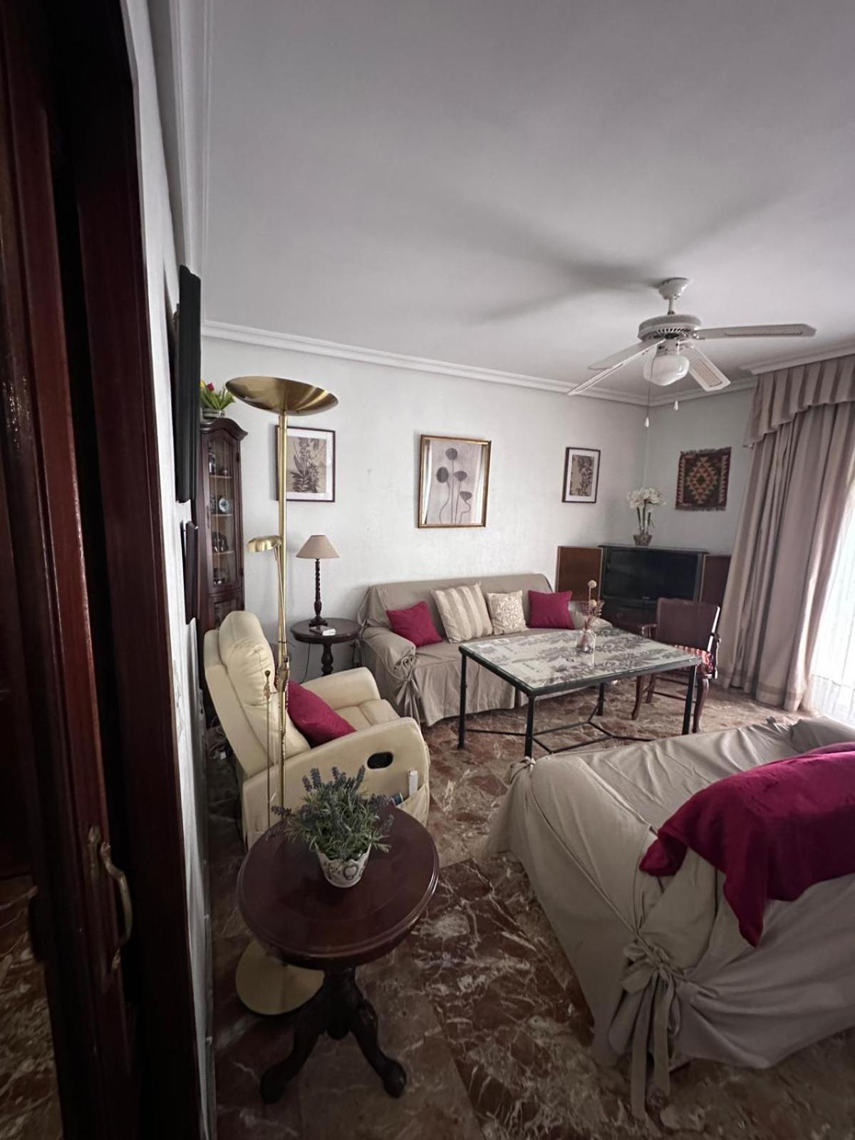 Amplio Apartamento Plaza Nueva Sevilla Eksteriør billede