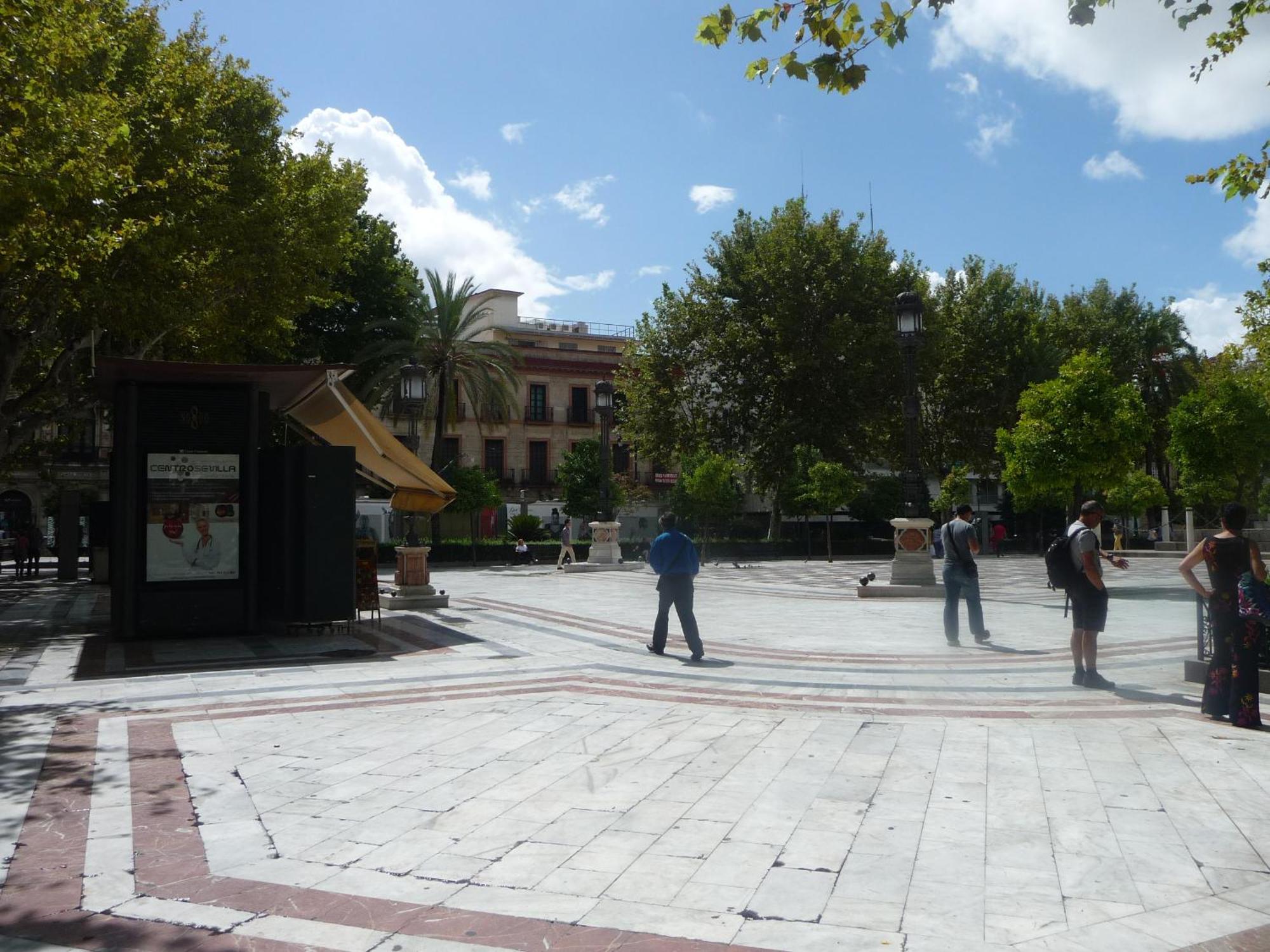 Amplio Apartamento Plaza Nueva Sevilla Eksteriør billede