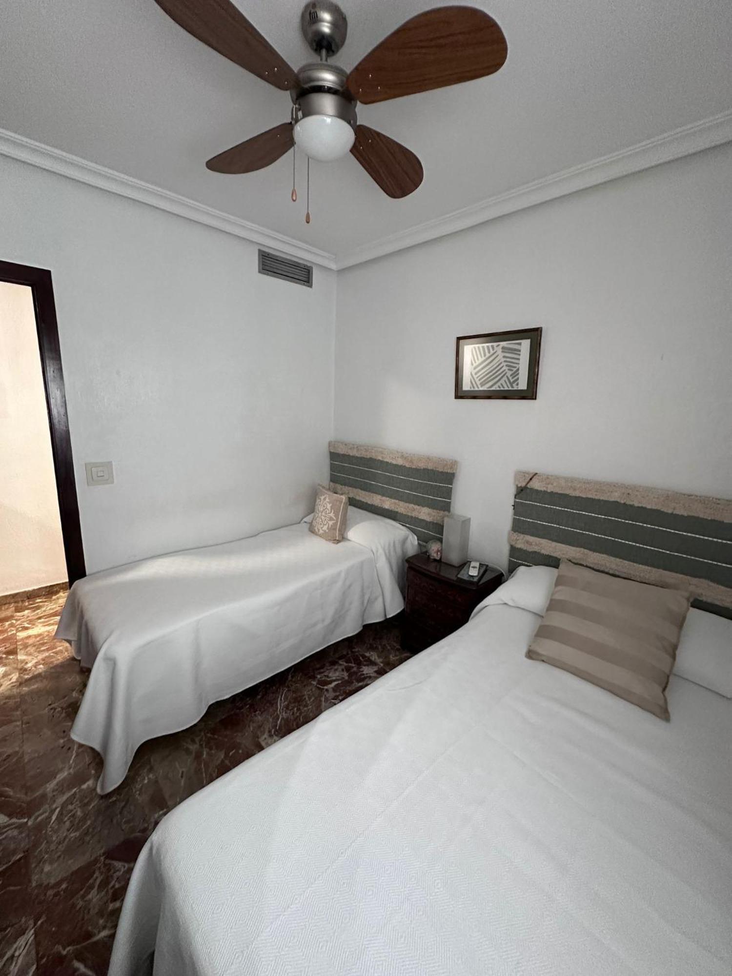 Amplio Apartamento Plaza Nueva Sevilla Eksteriør billede