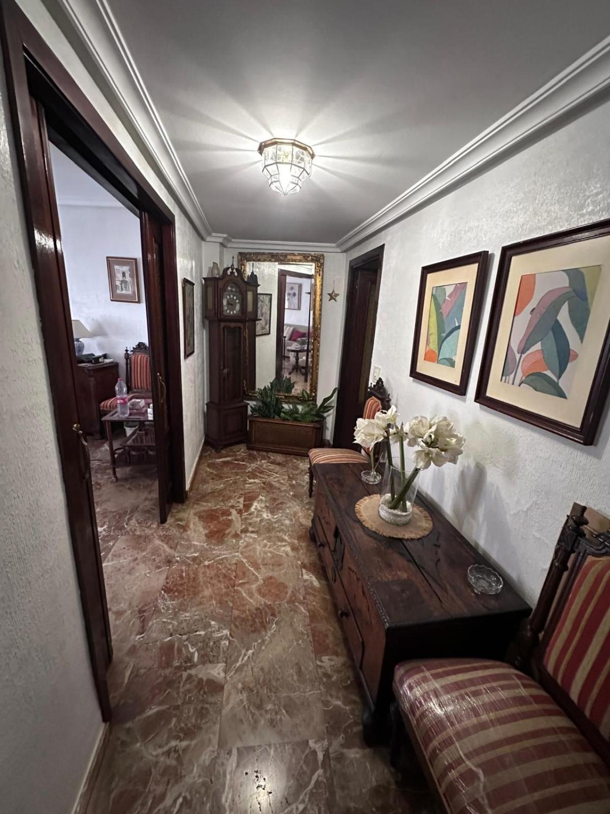 Amplio Apartamento Plaza Nueva Sevilla Eksteriør billede